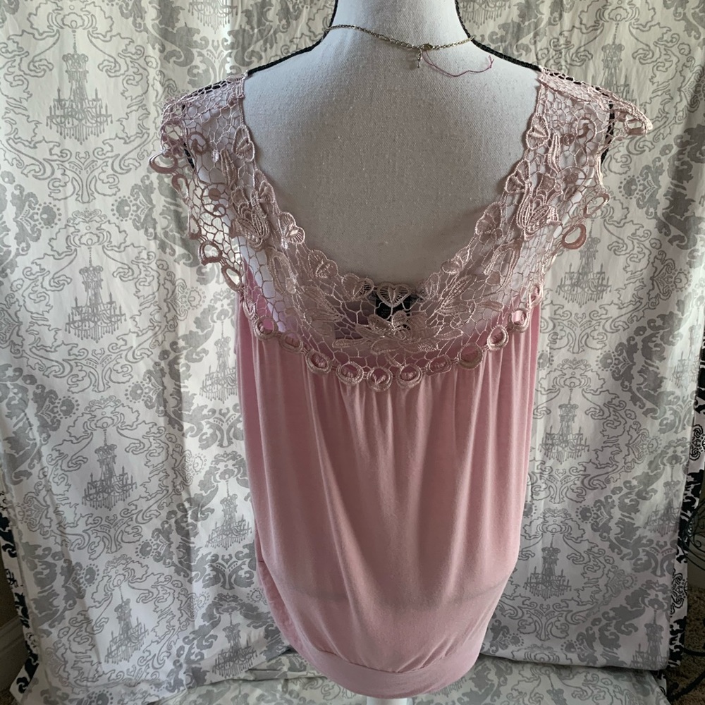 Ladies blouse - Picture 2 of 5